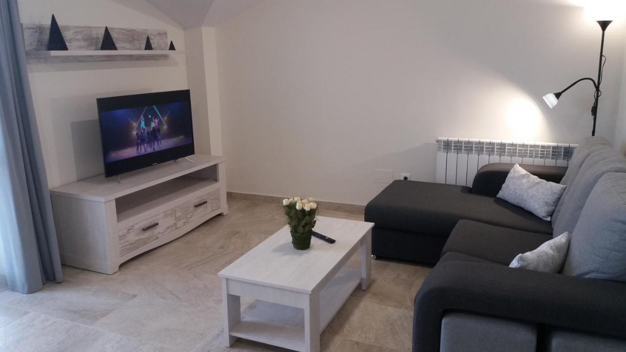 Apartamentos La Pradera De Isla Plana 外观 照片
