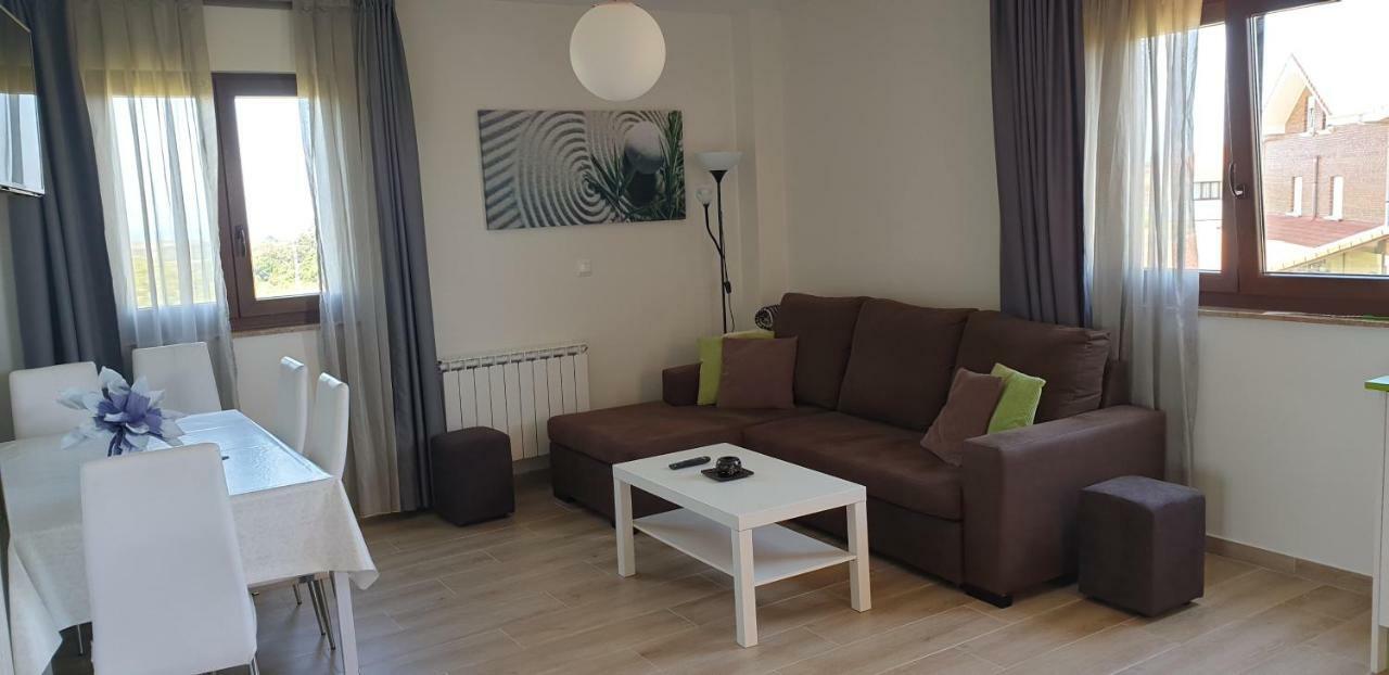 Apartamentos La Pradera De Isla Plana 外观 照片