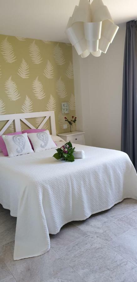 Apartamentos La Pradera De Isla Plana 外观 照片