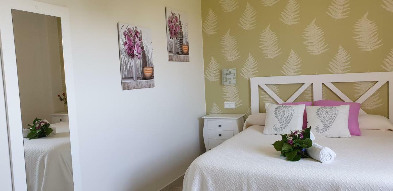 Apartamentos La Pradera De Isla Plana 外观 照片